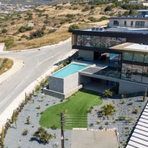 6+ Bedroom House for Sale in Agia Paraskevi, Limassol District