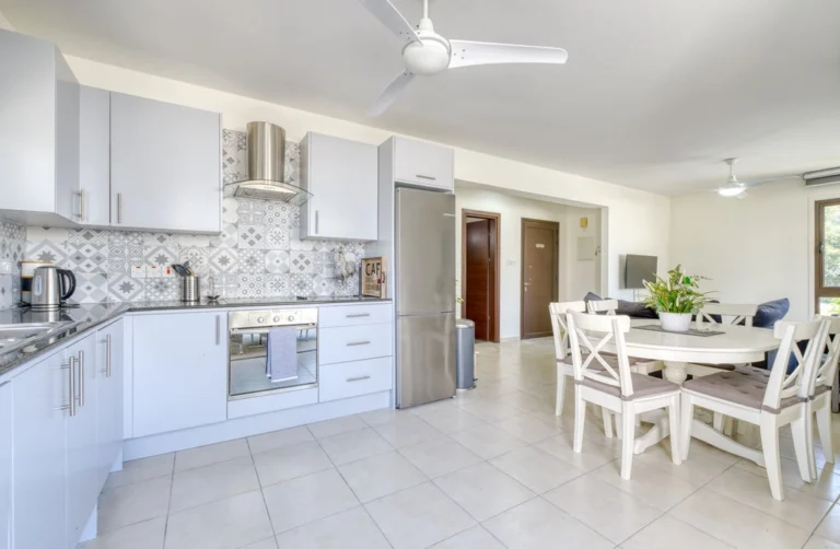 Cheap Houses and Villas for Sale Larnaca up to 200000 euro