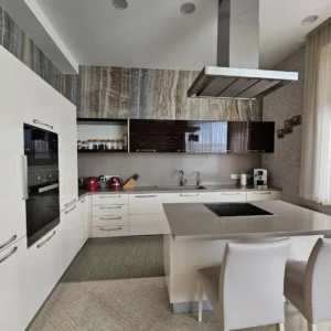 5 Bedroom House for Sale in Agios Tychonas, Limassol District