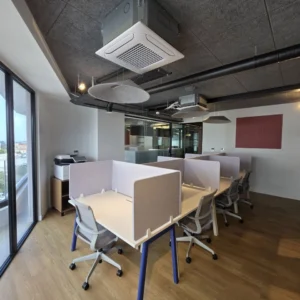 220m² Office for Rent