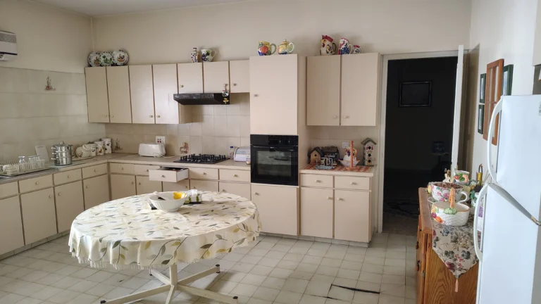 Cheap Houses and Villas for Sale Nicosia up to 800000 euro