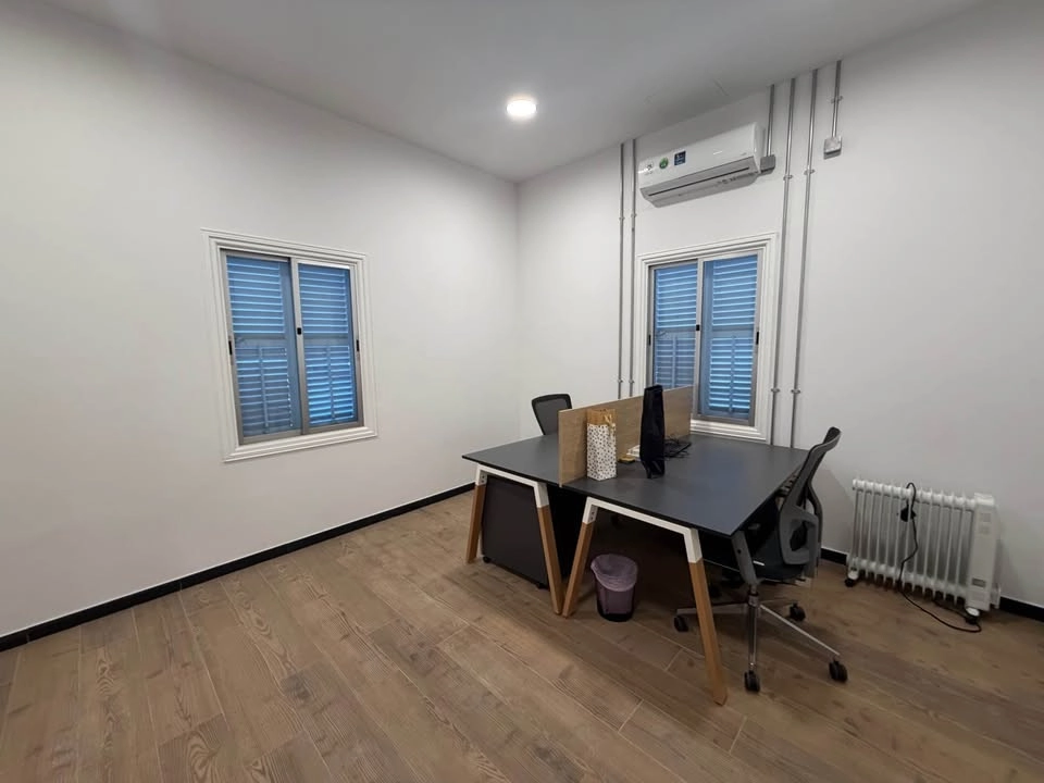 140m² Office for Rent in Limassol District
