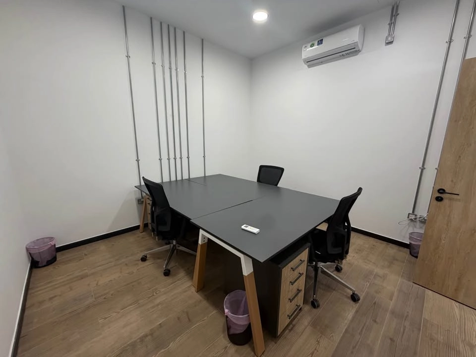 140m² Office for Rent in Limassol District