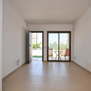 2 Bedroom Apartment for Sale in Pervolia Larnacas