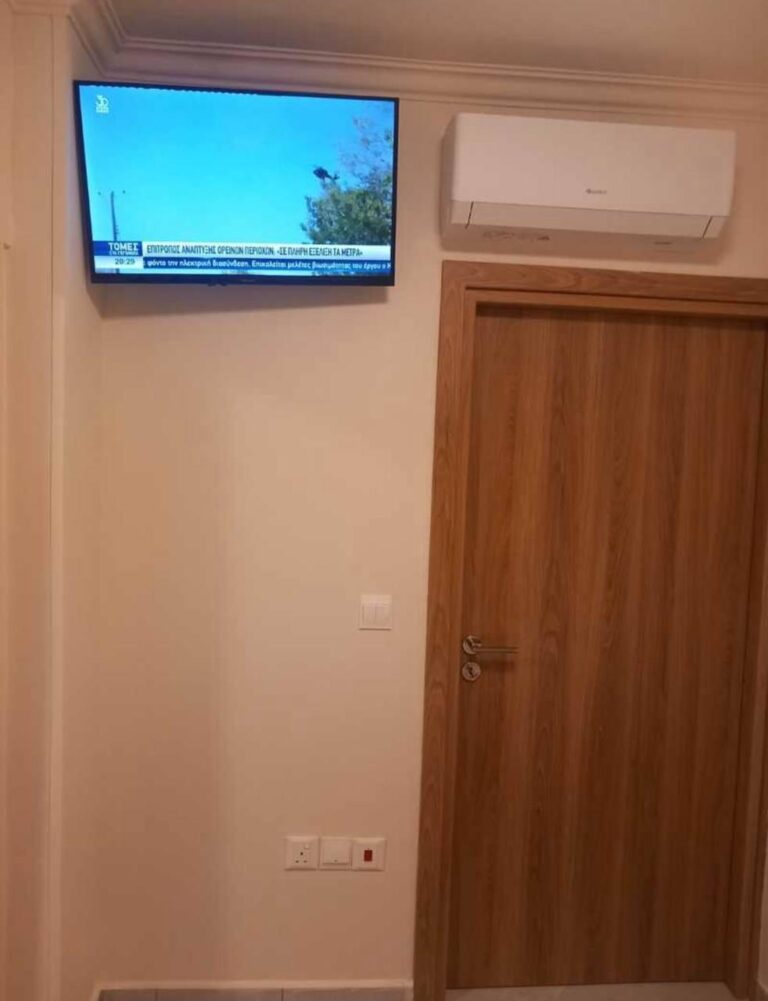 From €400-€900