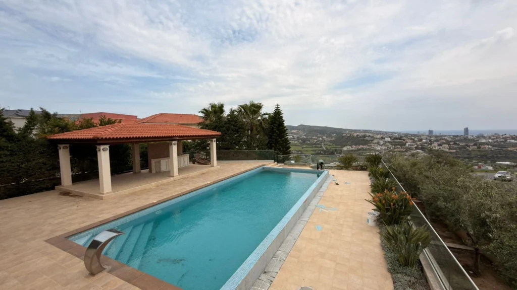6+ Bedroom House for Rent in Germasogeia, Limassol District