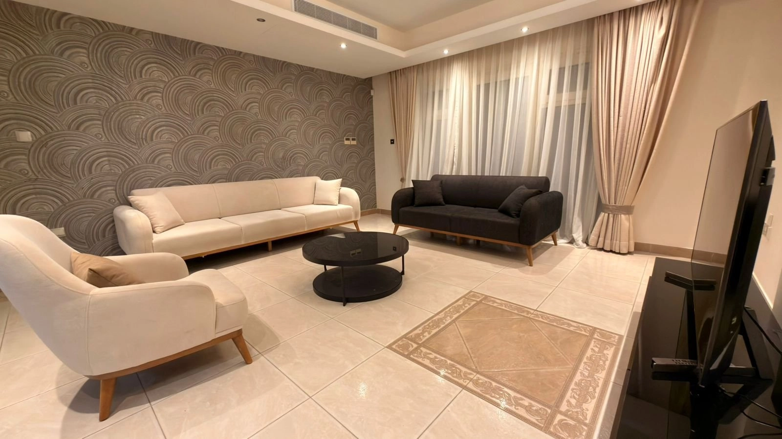 6+ Bedroom House for Rent in Germasogeia, Limassol District