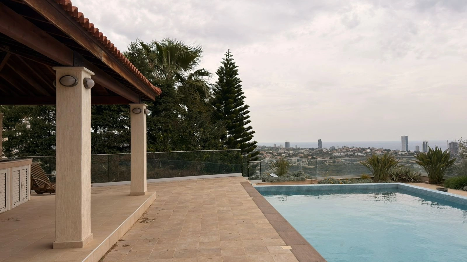 6+ Bedroom House for Rent in Germasogeia, Limassol District