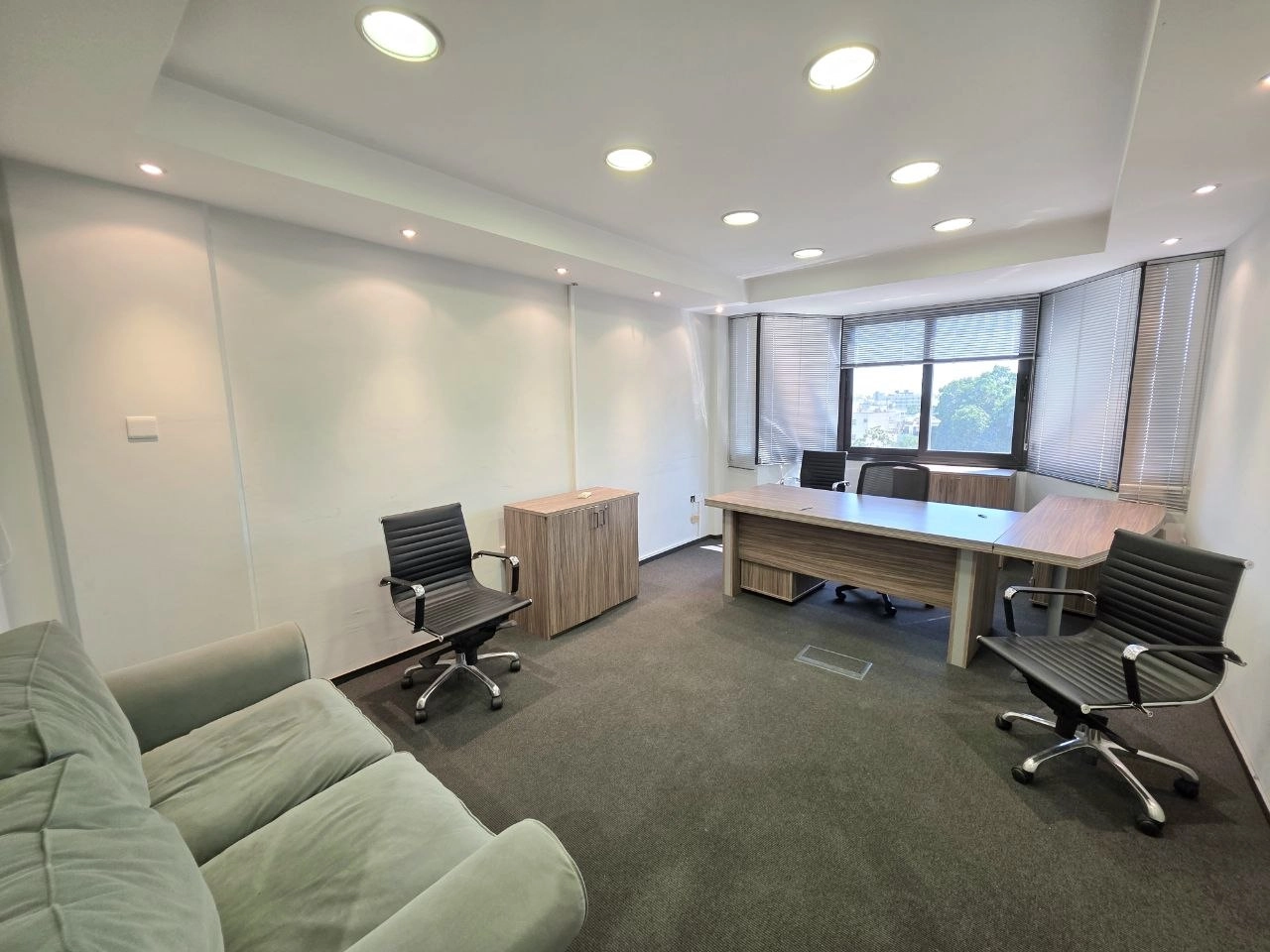 135m² Office for Rent in Limassol – Agia Zoni