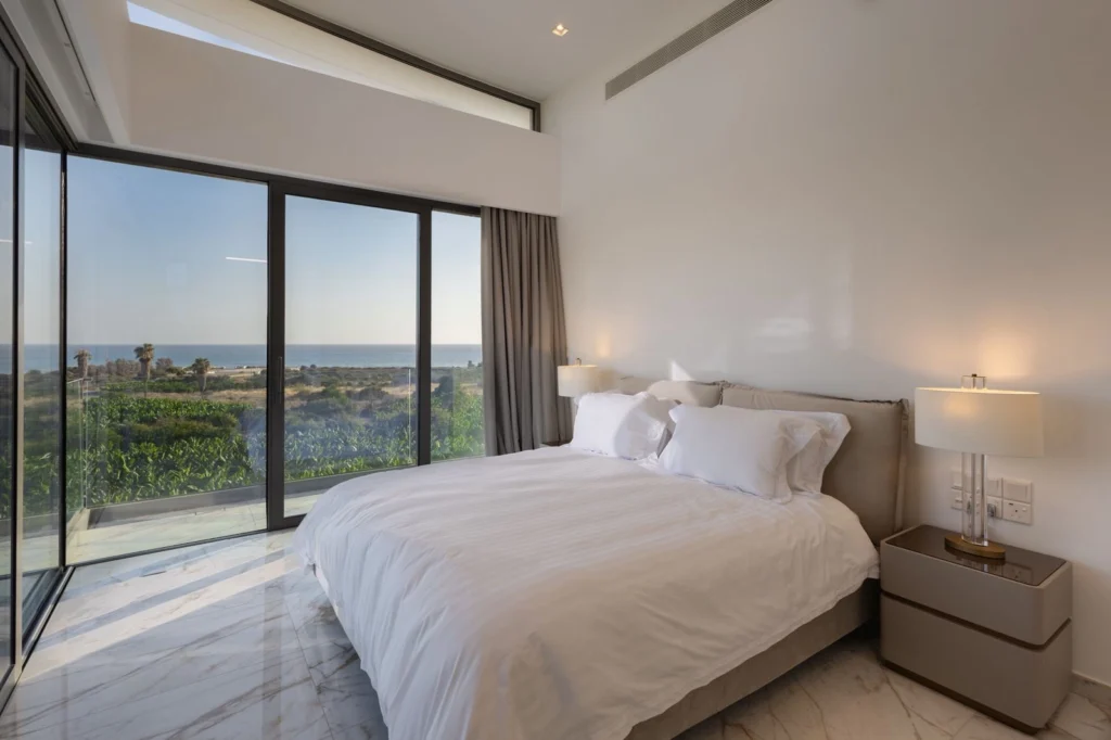 6+ Bedroom House for Sale in Kissonerga, Paphos District