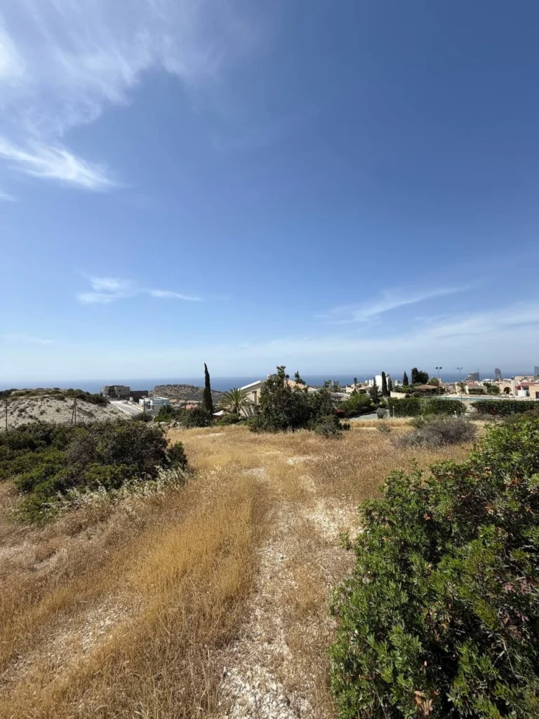6,809m² Plot for Sale in Agios Tychonas, Limassol District