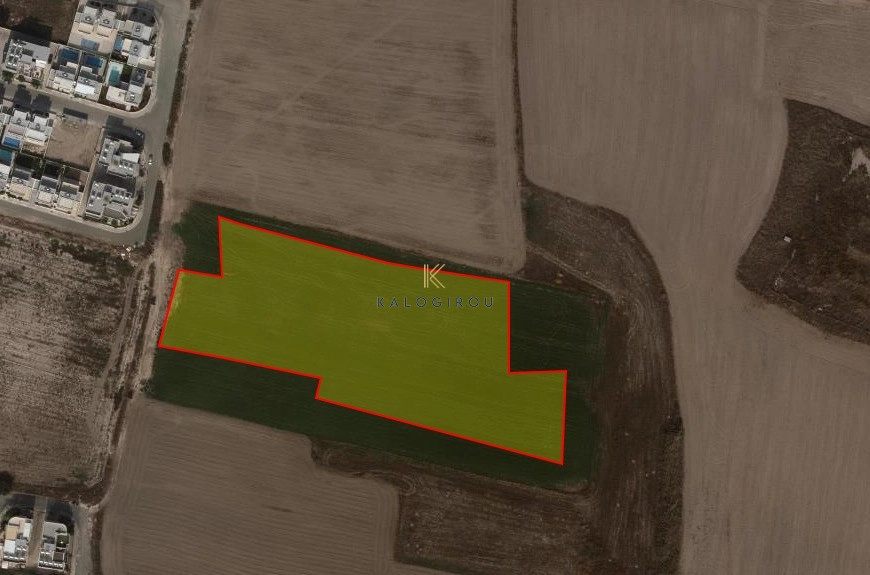 12,476m² Plot for Sale in Livadia Larnakas, Larnaca District
