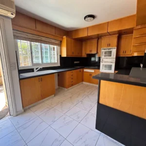 5 Bedroom House for Sale in Limassol – Agios Nektarios