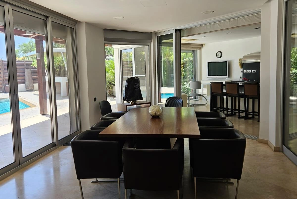 4 Bedroom House for Sale in Pyrgos Lemesou, Limassol District