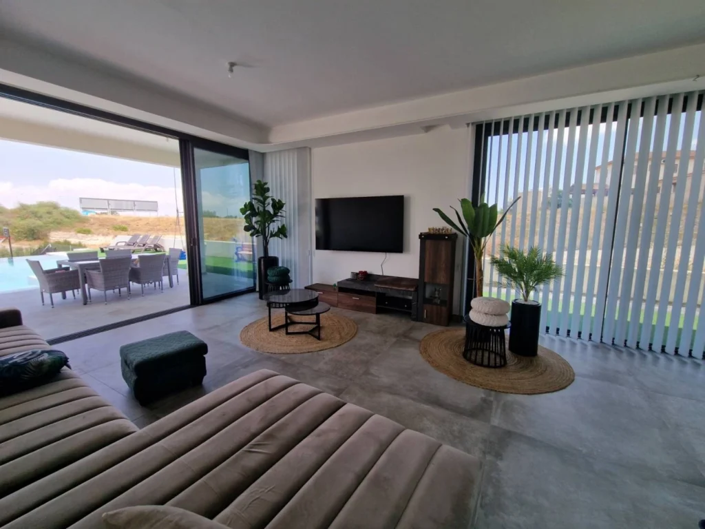 6+ Bedroom House for Sale