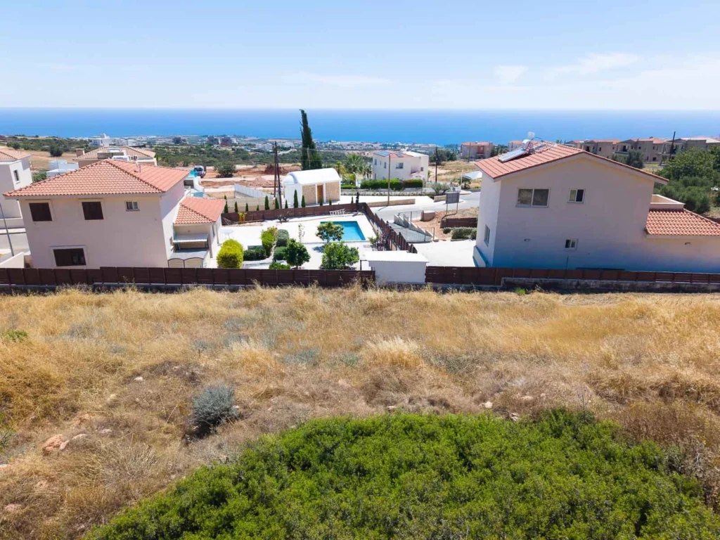 Участок площадью 2,342 XNUMX м² на продажу в Пейе, район Пафоса