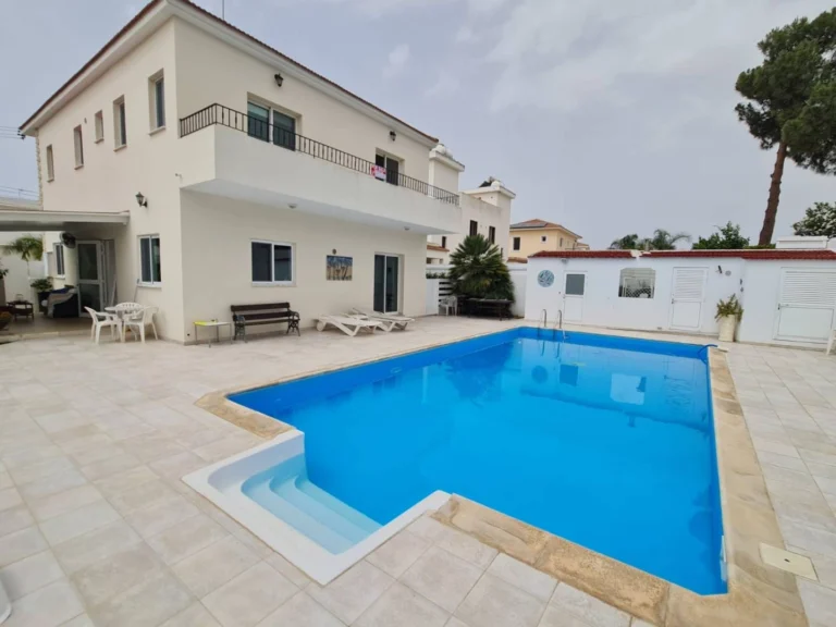 Cheap Houses and Villas for Sale Larnaca up to 1000000 euro