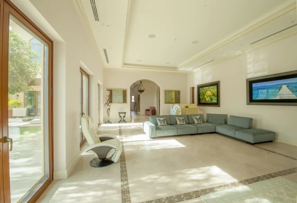 6+ Bedroom House for Sale in Agios Tychonas, Limassol District