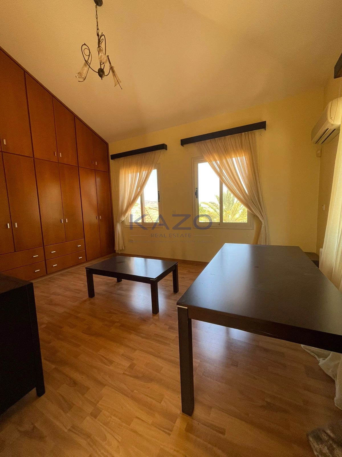 5 Bedroom House for Sale in Pyrgos Lemesou, Limassol District