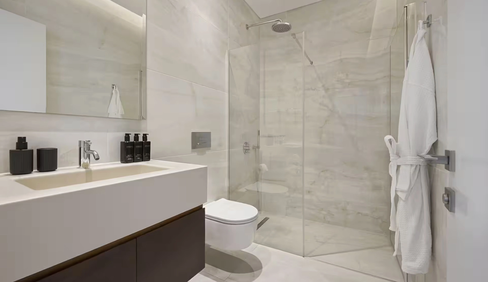 2 Bedroom Apartment for Sale in Limassol District