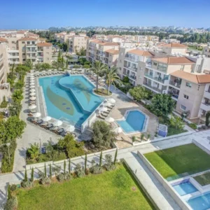 2 Bedroom Apartment for Sale in Paphos – Universal