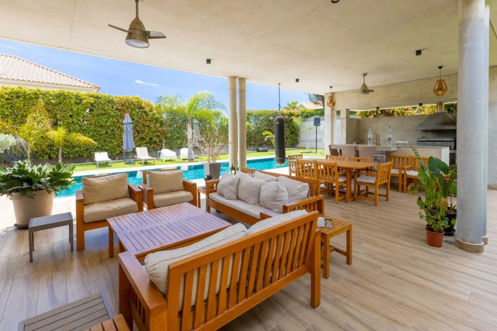 4 Bedroom House for Sale in Limassol – Agios Athanasios