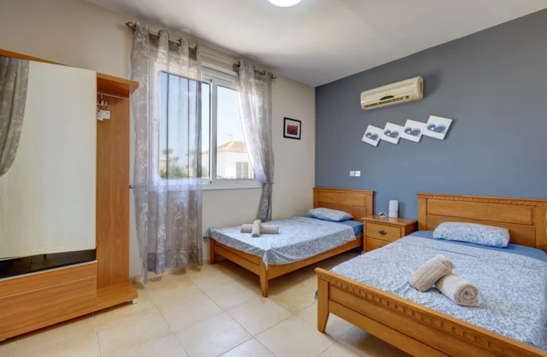 Cheap Houses and Villas for Sale Famagusta up to 400000 euro