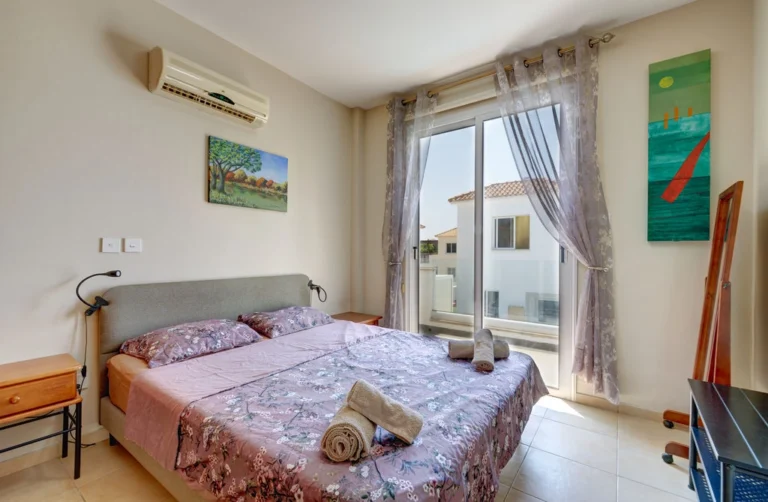 Cheap Houses and Villas for Sale Famagusta up to 400000 euro