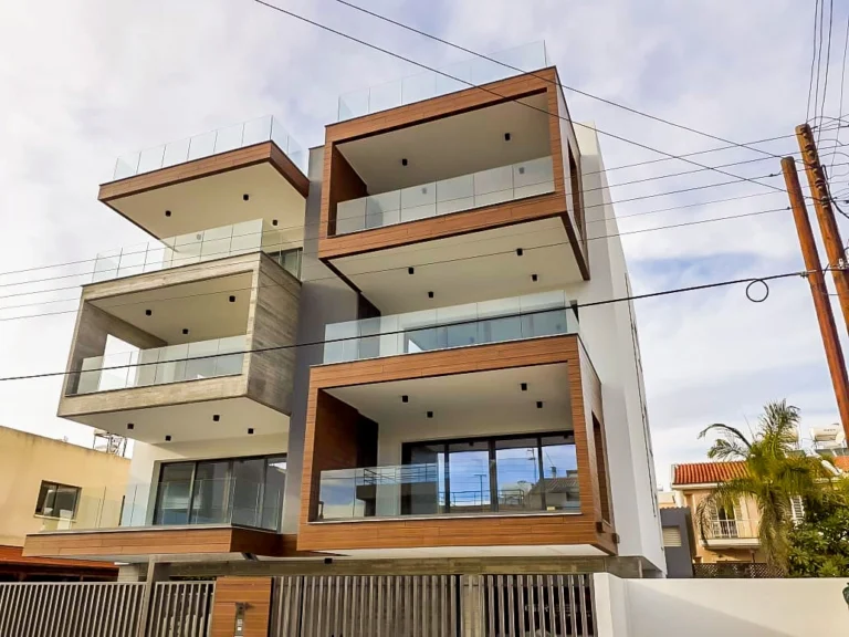 968m² Building for Sale