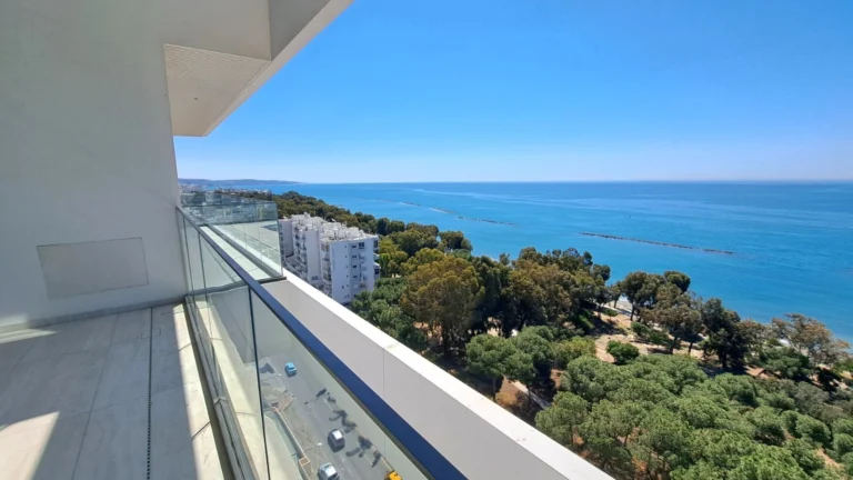 Προς Ενοικίαση