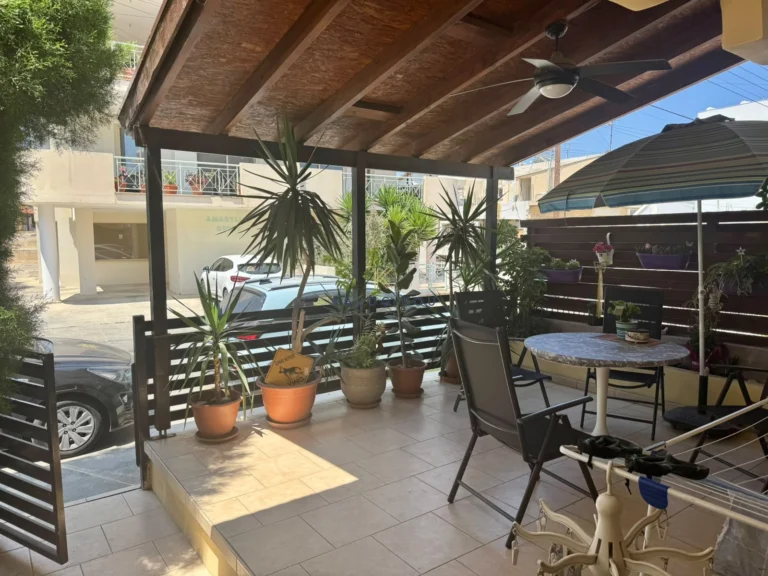 Cheap Houses and Villas for Sale Larnaca up to 500000 euro