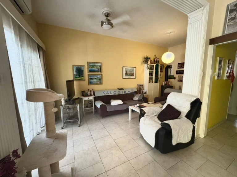 Cheap Houses and Villas for Sale Larnaca up to 500000 euro