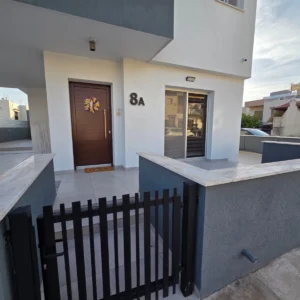 3 Bedroom House for Sale in Kato Polemidia, Limassol District