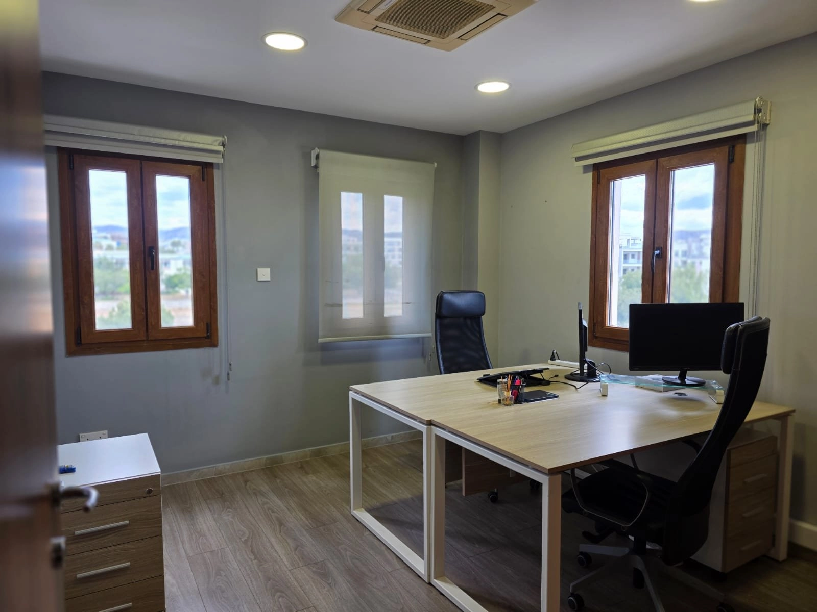232m² Office for Rent in Limassol – Linopetra