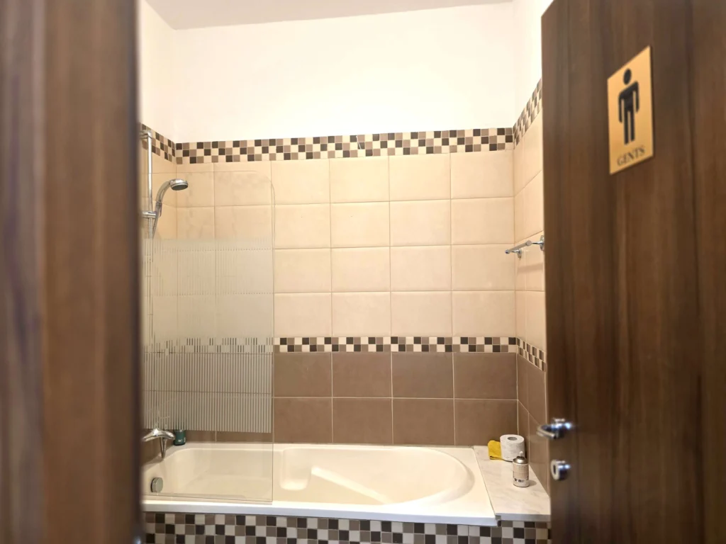 232m² Office for Rent in Limassol – Linopetra