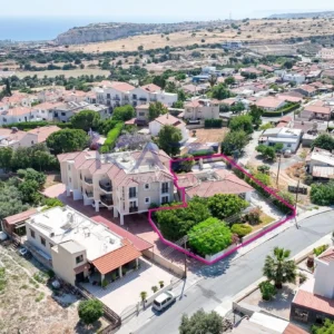 3 Bedroom House for Sale in Episkopi, Limassol District