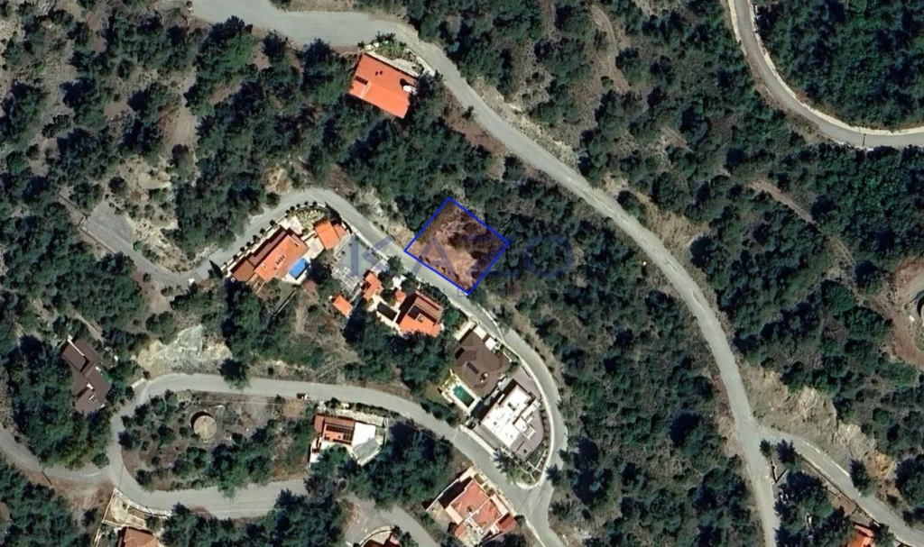 715m² Plot for Sale in Moniatis, Limassol District