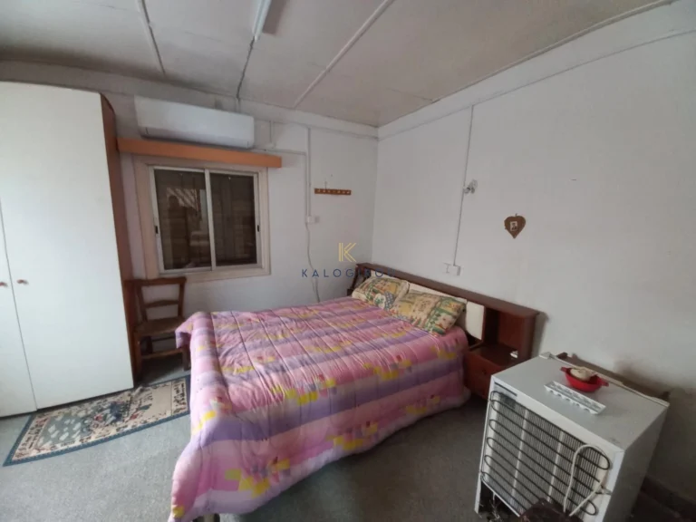 Cheap Houses and Villas for Sale Larnaca up to 300000 euro