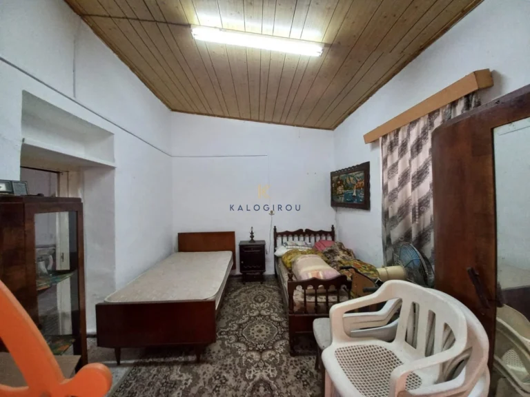 Cheap Houses and Villas for Sale Larnaca up to 300000 euro