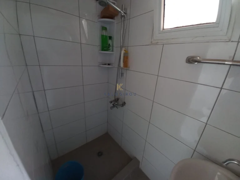 Cheap Houses and Villas for Sale Larnaca up to 300000 euro