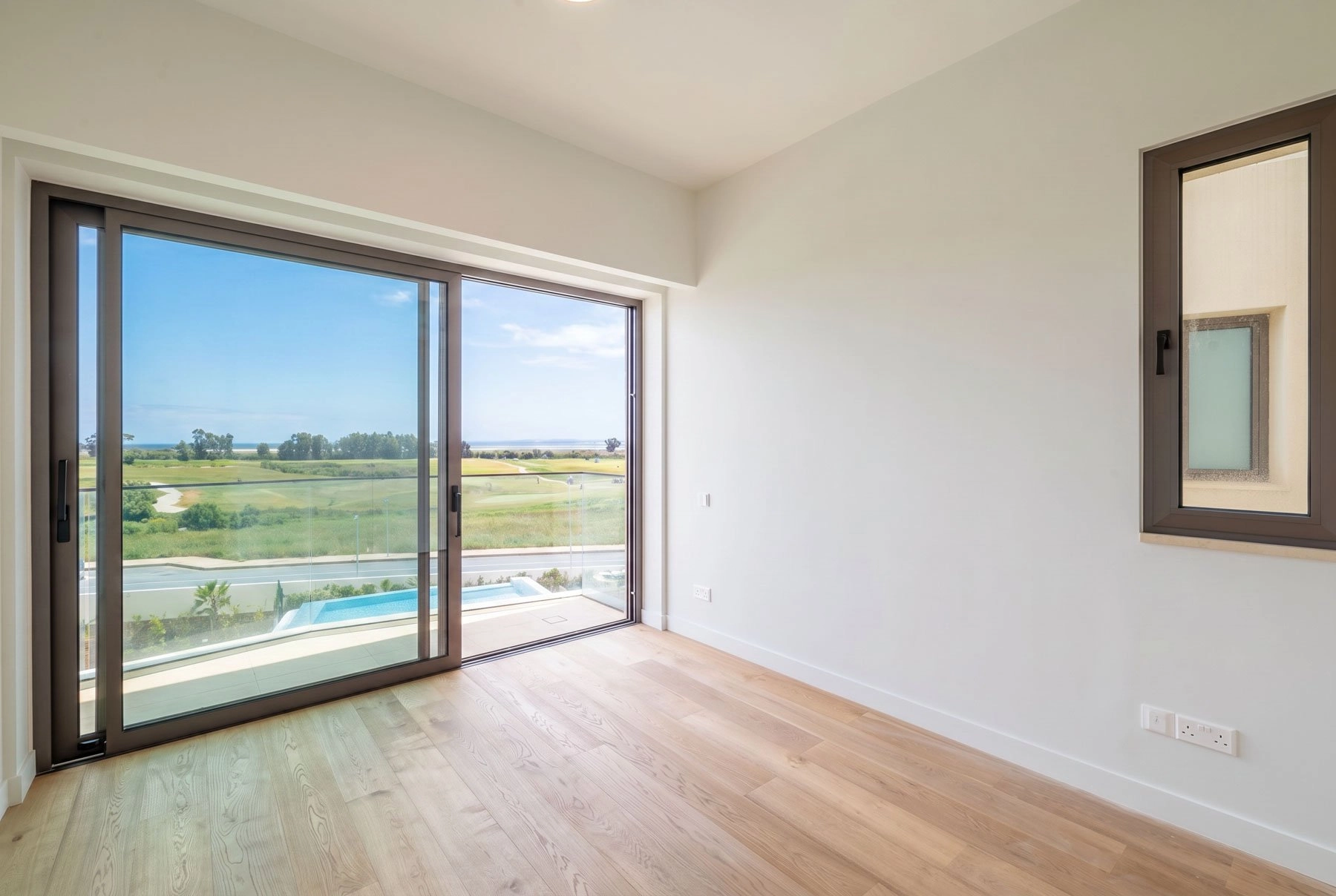 2 Bedroom Apartment for Sale in Limassol District