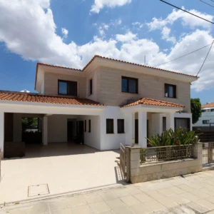 5 Bedroom House for Sale in Latsia, Nicosia District
