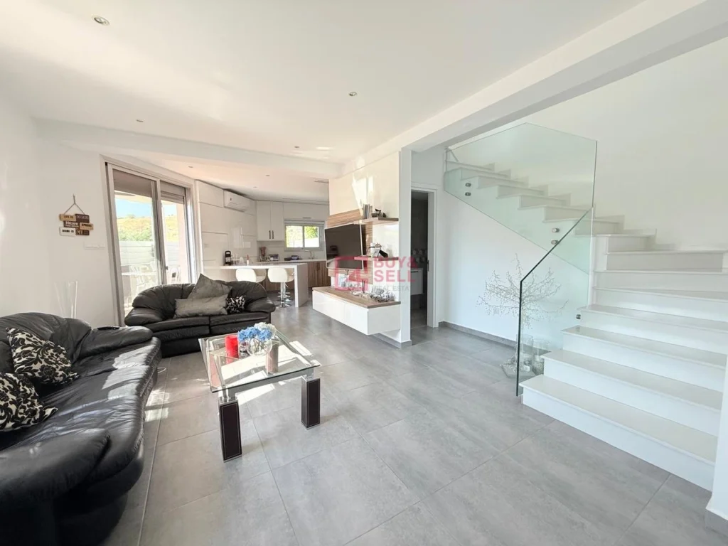 4 Bedroom House for Rent