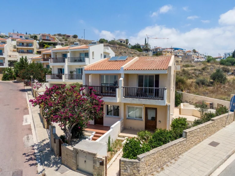 Average Price of a House in Paphos
