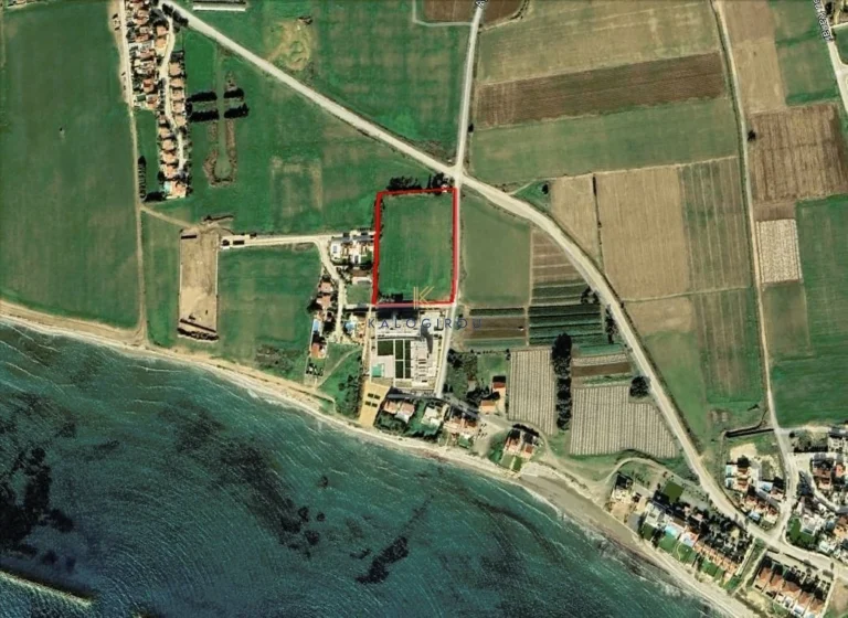10,458m² Plot for Sale in Pervolia Larnacas