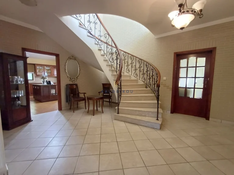 Cheap Houses and Villas for Sale Larnaca up to 700000 euro