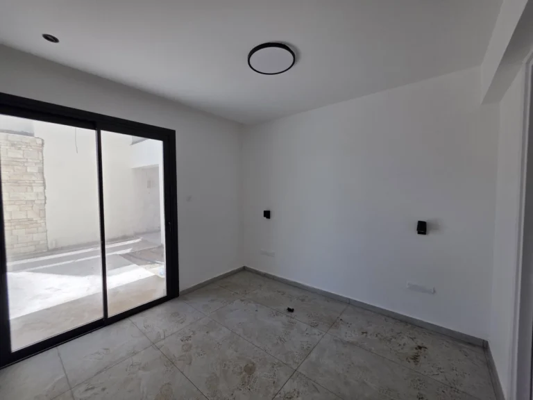 Cheap Apartments for Sale Larnaca up to 400000 euro