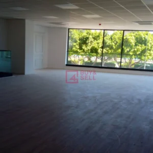 680m² Office for Rent