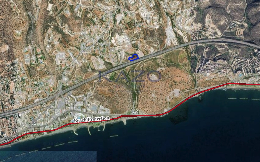 5,592m² Plot for Sale in Agios Tychonas, Limassol District
