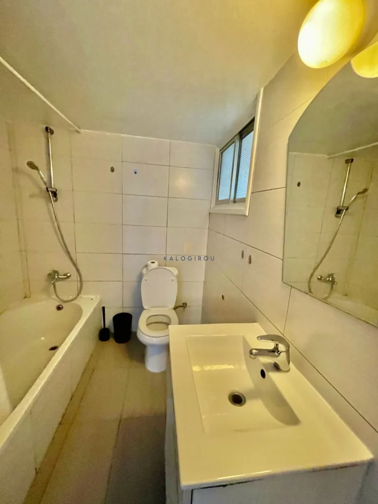 991m² Building for Sale in Larnaca District